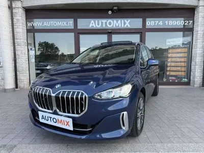 Usata BMW 218 Active Tourer Luxury Line 150 CV (110 kW) 2023 Blu/azzurro Monovolume