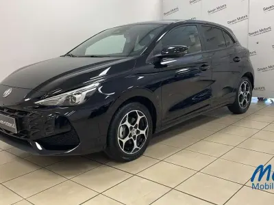 Usata MG MG3 Luxury 194 CV (142 kW) 2025 Nero Utilitaria