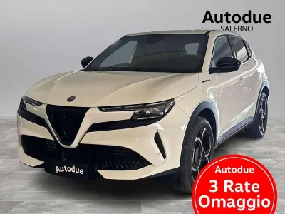 Usata Alfa Romeo GT Junior Edizione Speciale 145 CV (106 kW) 2024 Bianco SUV
