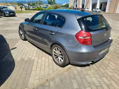 Usata BMW 116 116 CV (85 kW) 2010 Grigio Utilitaria
