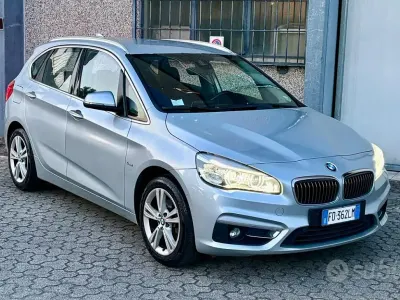 Usata BMW 216 Active Tourer Luxury Line 116 CV (85 kW) 2016 Grigio Monovolume