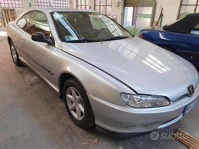 Usata Peugeot 406 Coupe 135 CV (99 kW) 1999 Grigio Coupé