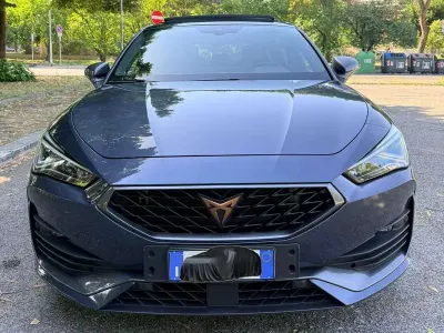 Usata Cupra Leon 150 CV (110 kW) 2023 Grigio Berlina