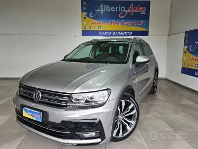 Usata VW Tiguan R-line BlueMotion 150 CV (110 kW) 2019 Argento SUV
