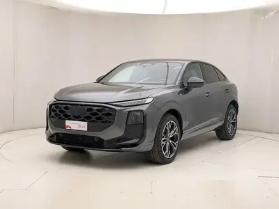 Usata Audi Q3 Sportback S-Line 150 CV (110 kW) 2026 Grigio daytona perla SUV