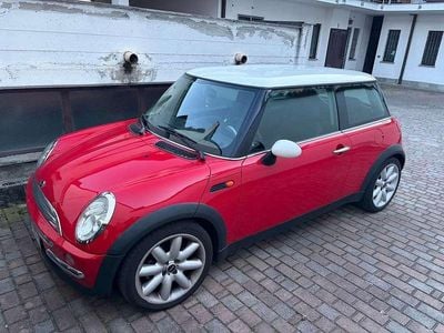 Begagnad Mini Cooper 116 HK (85 kW) 2003 Halvkombi