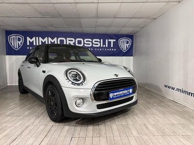 Usata Mini Cooper D 116 CV (85 kW) 2019 Argento Utilitaria