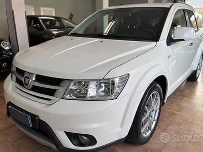Usata Fiat Freemont Lounge 170 CV (125 kW) 2013 Bianco SUV
