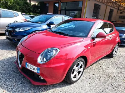 Usata Alfa Romeo MiTo 95 CV (69 kW) 2017 Rosso Utilitaria