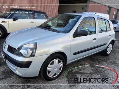 Usata Renault Clio II 60 CV (44 kW) 2003 Grigio Berlina