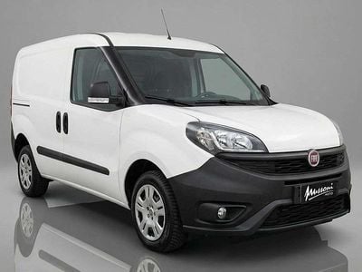 Usata Fiat Doblò Lounge 95 CV (69 kW) 2021 Bianco Monovolume