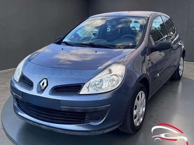 Usata Renault Clio III Luxe 75 CV (55 kW) 2006 Other Berlina