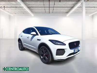 Usata Jaguar E-Pace R-Dynamic 150 CV (110 kW) 2019 Bianco pastello SUV