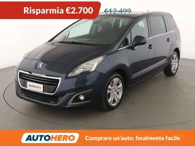 Usata Peugeot 5008 Allure 120 CV (88 kW) 2015 Blu/azzurro Monovolume
