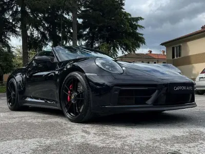 Usata Porsche 911 Carrera 4 GTS Targa 480 CV (353 kW) 2022 Nero Cabrio
