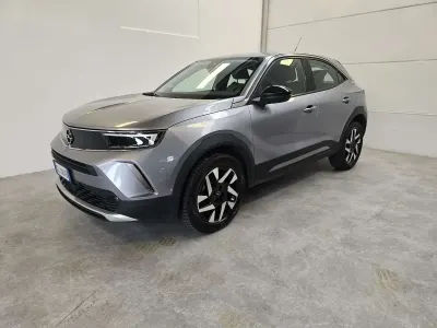 Usata Opel Mokka Elegance 110 CV (80 kW) 2022 Argento SUV