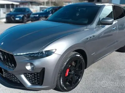 Usata Maserati GranSport 350 CV (257 kW) 2021 Grigio Station wagon