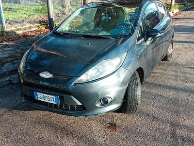Usata Ford Fiesta 2008 Grigio Utilitaria