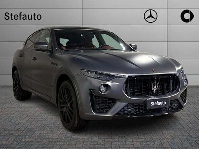 Usata Maserati Levante 250 CV (183 kW) 2020 Grigio SUV