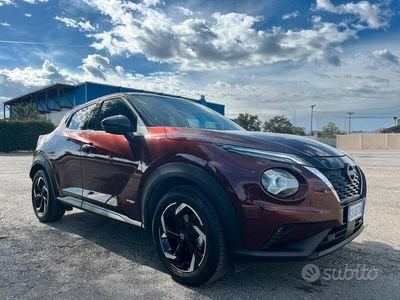 Usata Nissan Juke N-Connecta 94 CV (69 kW) 2024 Rosso SUV