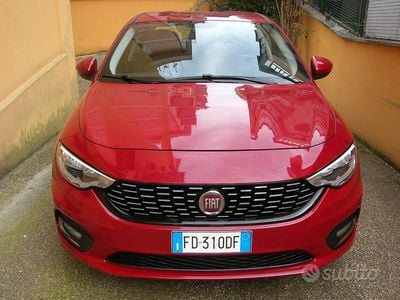 Usata Fiat Tipo Opening Edition 95 CV (69 kW) 2016 Rosso Berlina