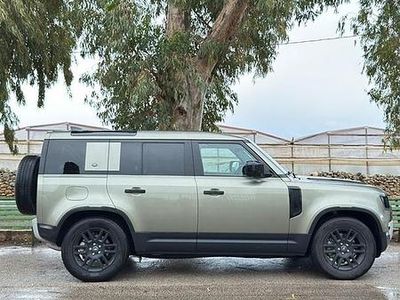 Usata Land Rover Defender S 241 CV (177 kW) 2021 Verde SUV