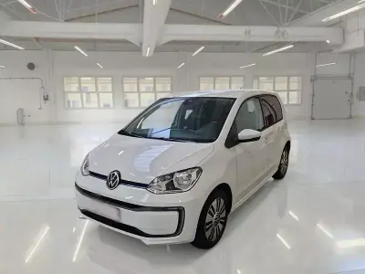 Usata VW e-up! 60 kW (82 CV) 2021 Bianco Utilitaria