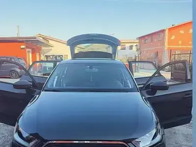Usata Audi A1 90 CV (66 kW) 2017 Grigio Utilitaria