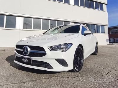 Usata Mercedes CLA200 150 CV (110 kW) 2021 Bianco Station wagon