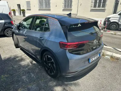 Usata VW ID.3 Pure 69 kW (95 CV) 2021 Blu/azzurro Utilitaria