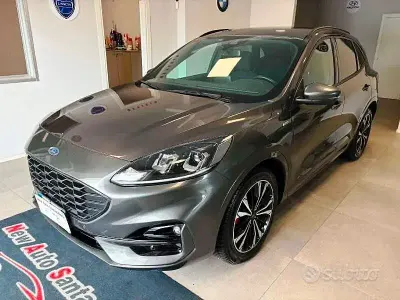 Usata Ford Kuga ST-Line 120 CV (88 kW) 2022 Grigio SUV