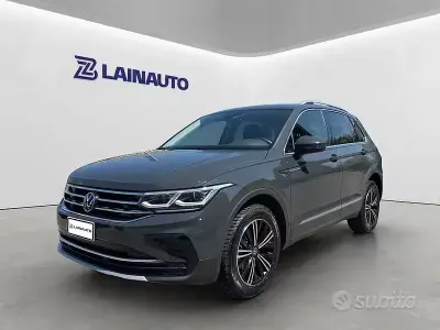 Usata VW Tiguan Life 150 CV (110 kW) 2023 Grigio SUV