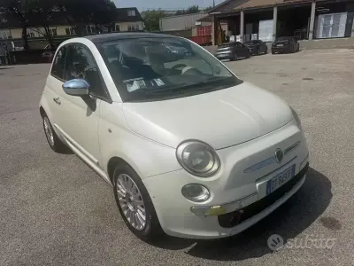 Usata Fiat 500 Lounge 69 CV (50 kW) 2008 Bianco Utilitaria