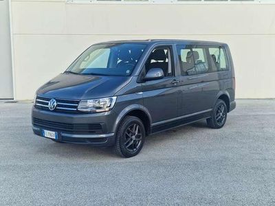 usata VW Caravelle T69 POSTI - 110.000 km - Multivan 2.0 Diesel 150cv