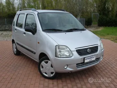 Usata Suzuki Wagon R+ GL 76 CV (55 kW) 2003 Grigio Monovolume