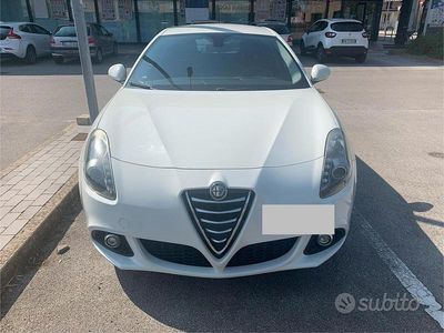Usata Alfa Romeo Giulietta 120 CV (88 kW) 2014 Bianco Utilitaria