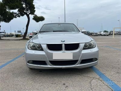 usata BMW 320 320 d Futura