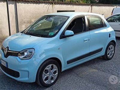 Usata Renault Twingo Zen 30 kW (42 CV) 2021 Blu/azzurro Utilitaria