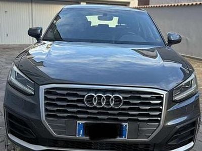 Usata Audi Q2 Sport 116 CV (85 kW) 2017 Grigio SUV