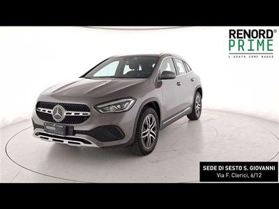 Usata Mercedes GLA200 150 CV (110 kW) 2021 Grigio SUV