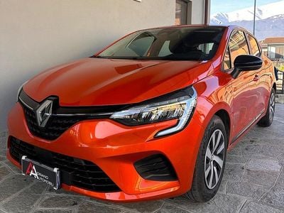 Usata Renault Clio V Life 67 CV (49 kW) 2023 Marrone Berlina