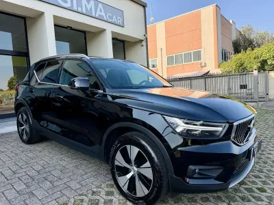 Usata Volvo XC40 Inscription 129 CV (94 kW) 2022 Nero SUV