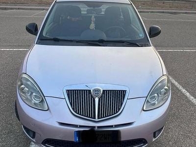 Usata Lancia Ypsilon 69 CV (50 kW) 2011 Utilitaria