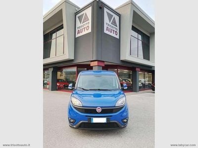 Usata Fiat Doblò 105 CV (77 kW) 2018 Blu/azzurro Monovolume