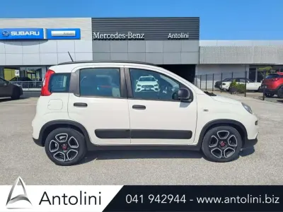 Usata Fiat Panda City Life 69 CV (50 kW) 2022 Bianco Utilitaria