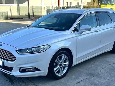 Begagnad Ford Mondeo Vignale 150 HK (110 kW) 2018 Vit Kombi