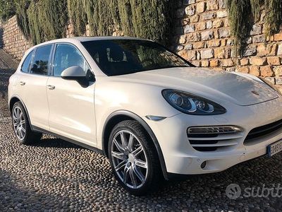 Usata Porsche Cayenne 2010 Bianco SUV