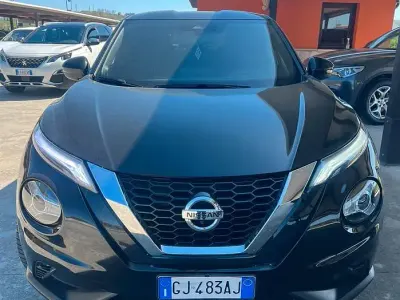 Usata Nissan Juke N-Connecta 114 CV (83 kW) 2022 Nero SUV