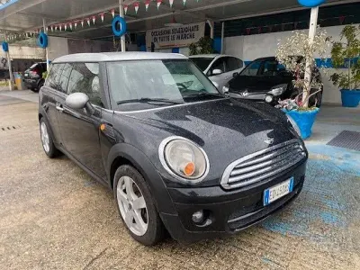 Usata Mini Cooper D Clubman 109 CV (80 kW) 2010 Nero Station wagon
