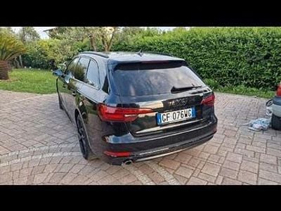Usata Audi A4 140 CV (102 kW) 2018 Nero Station wagon